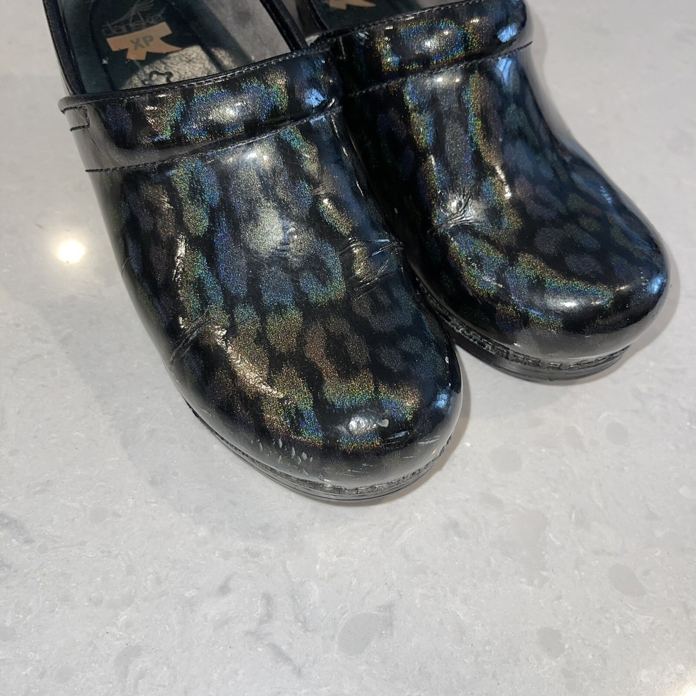 Dansko Colorful Animal Print Clogs Women's Sz  40 9.5/ 10 US - Picture 3 of 7